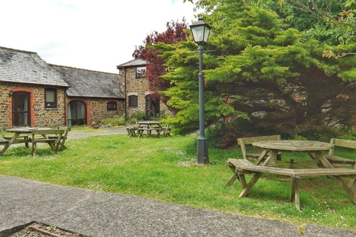 Lovely 3 Bedroom Holiday Cottage Nr Bude Esterno foto