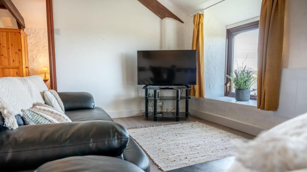 Lovely 3 Bedroom Holiday Cottage Nr Bude Esterno foto