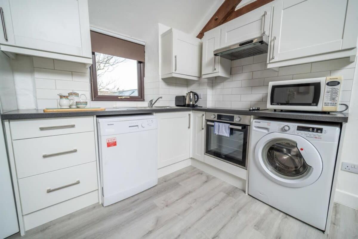 Lovely 3 Bedroom Holiday Cottage Nr Bude Esterno foto